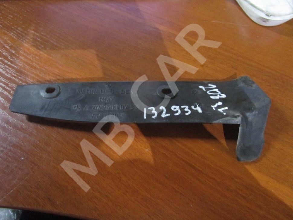 Накладка MERCEDES-BENZ CLK-класс C208/W208 рестайлинг (1999 - 2003) фото 1 — Разборка Мерседес