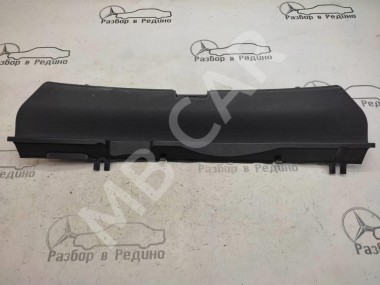Накладка замка багажника MERCEDES-BENZ C-класс W204/S204 (2006 - 2011) — Разборка Мерседес