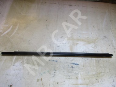 Молдинг стекла двери MERCEDES-BENZ E-класс W211/S211 (2002 - 2006) — Разборка Мерседес