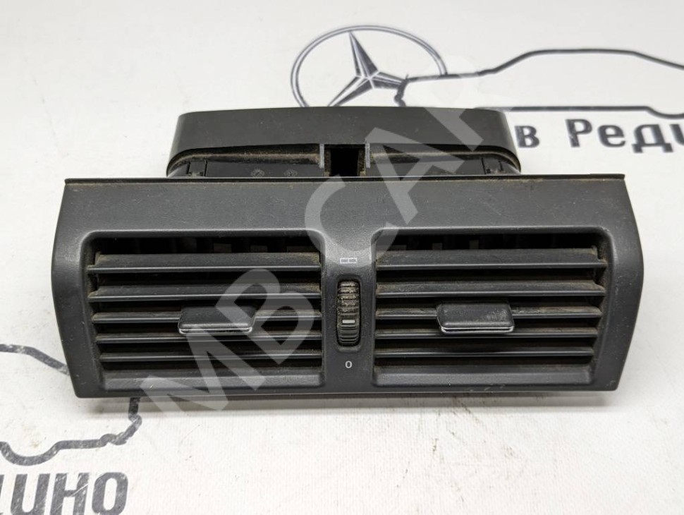 Воздуховод центральный MERCEDES-BENZ E-класс W210/S210 (1995 - 1999) фото 1 &mdash; Разборка Мерседес