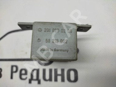 Реле указателей поворота MERCEDES-BENZ W124 W124/S124/C124/A124 (1984 - 1993) — Разборка Мерседес