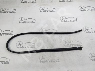 Уплотнитель стекла двери MERCEDES-BENZ CLK-класс C209/A209 (2002 - 2005) — Разборка Мерседес