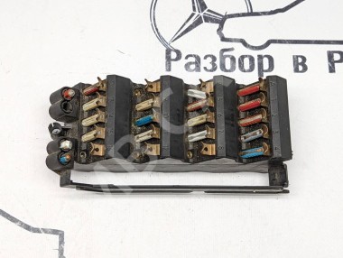 Блок предохранителей MERCEDES-BENZ W124 W124/S124/C124/A124 (1984 - 1993) — Разборка Мерседес