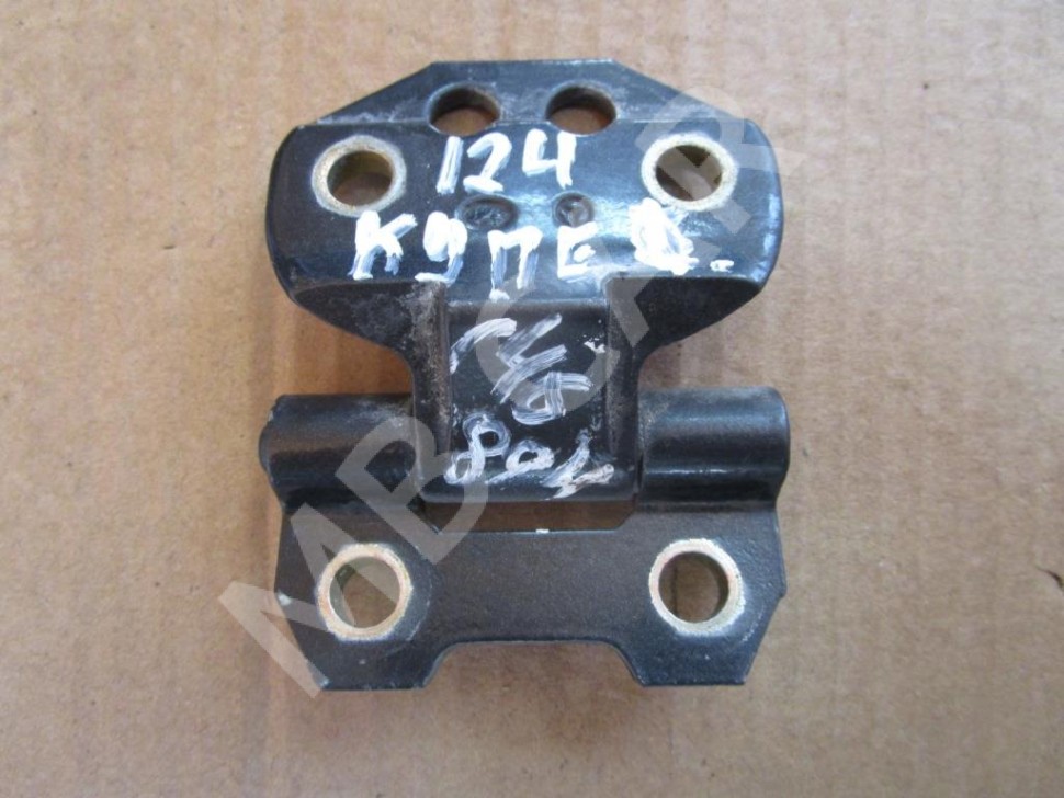 Петля двери MERCEDES-BENZ W124 W124/S124/C124/A124 (1984 - 1993) фото 1 — Разборка Мерседес