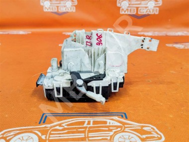 Замок двери передней правой MERCEDES-BENZ Sprinter w906 — Разборка Мерседес