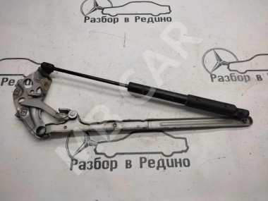 Петля капота MERCEDES-BENZ CLK-класс C208/W208 (1997 - 2000) — Разборка Мерседес