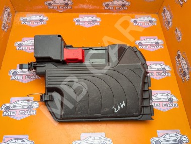 Крышка блока предохранителей MERCEDES-BENZ A-класс W176 (2012 - 2015) &mdash; Разборка Мерседес