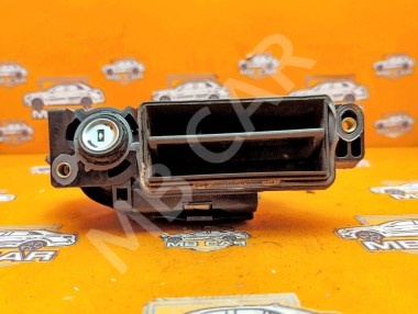 Ручка открытия багажника MERCEDES-BENZ C-класс W203/S203/CL203 (2000 - 2004) &mdash; Разборка Мерседес