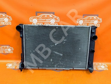 Радиатор MERCEDES-BENZ C-класс W204/S204 (2006 - 2011) — Разборка Мерседес