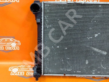 Радиатор MERCEDES-BENZ C-класс W204/S204 (2006 - 2011) — Разборка Мерседес