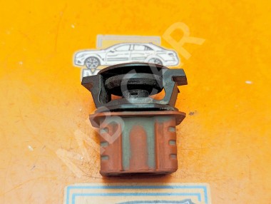 Опора радиатора MERCEDES-BENZ C-класс W204/S204 (2006 - 2011) — Разборка Мерседес