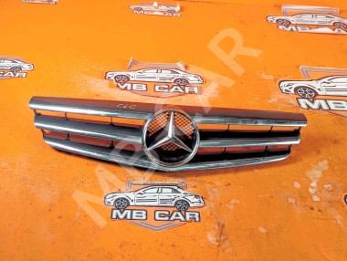 Решетка радиатора MERCEDES-BENZ CLC-класс CL203 (2008 - 2011) &mdash; Разборка Мерседес
