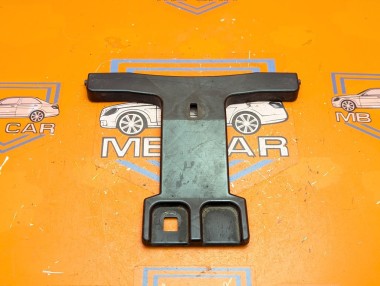 Кронштейн MERCEDES-BENZ C-класс W204/S204/С204 рестайлинг (2011 - 2015) C 180 1.6 7G-Tronic (156 л.с.) &mdash; Разборка Мерседес