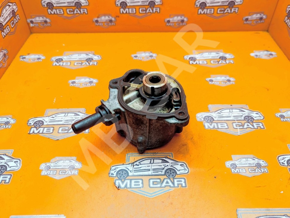 Насос вакуумный MERCEDES-BENZ C-класс W204/S204/С204 рестайлинг (2011 - 2015) фото 1 — Разборка Мерседес