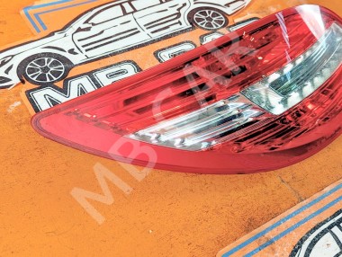 Фонарь задний левый MERCEDES-BENZ R-класс W251 рестайлинг 2 (2010 - 2017) &mdash; Разборка Мерседес