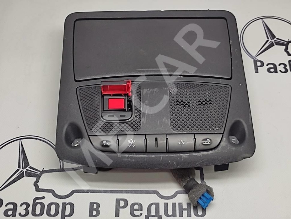 Плафон салона MERCEDES-BENZ X-класс I (2017 - 2020) фото 1 — Разборка Мерседес