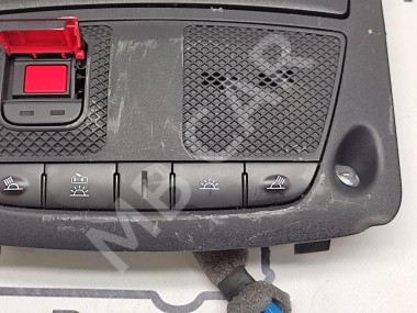 Плафон салона MERCEDES-BENZ X-класс I (2017 - 2020) — Разборка Мерседес