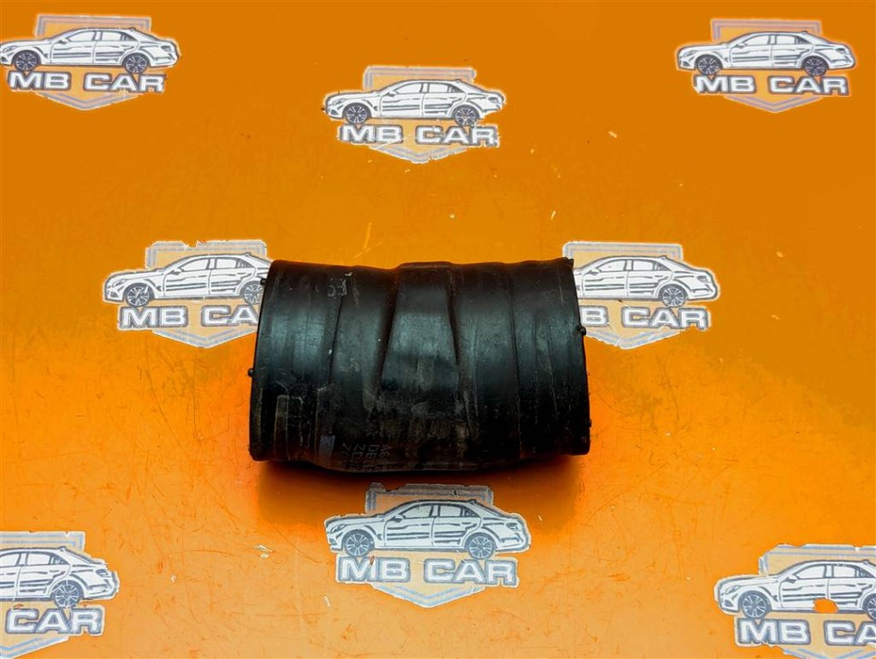 Патрубок ОЖ MERCEDES-BENZ C-класс W204/S204 (2006 - 2011) фото 1 &mdash; Разборка Мерседес