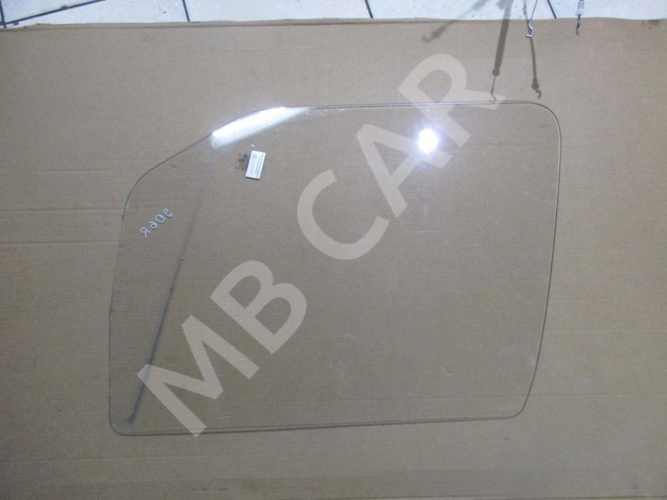 Стекло переднее правое MERCEDES-BENZ Sprinter W906 (2006 - 2019) фото 1 — Разборка Мерседес