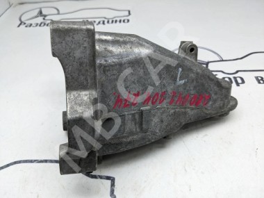 Лапа левая MERCEDES-BENZ C-класс W204/S204 (2006 - 2011) — Разборка Мерседес