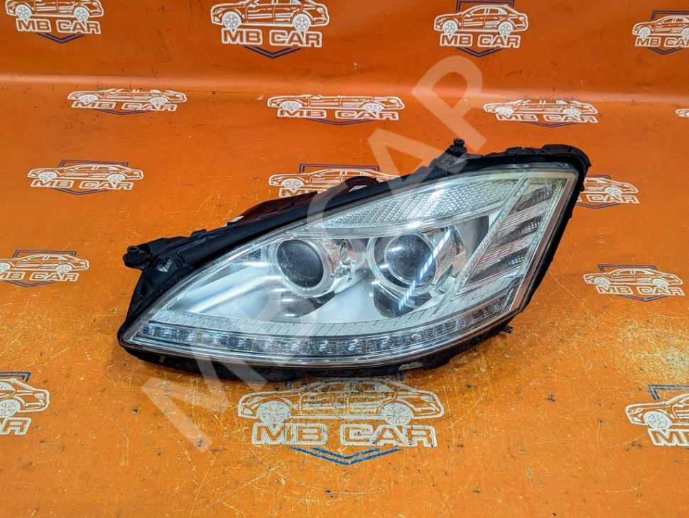Фара левая MERCEDES-BENZ S-класс W221 рестайлинг (2009 - 2013) фото 1 — Разборка Мерседес