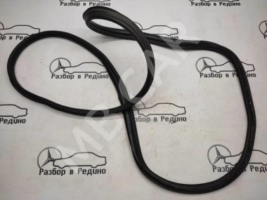 Уплотнитель крышки багажника MERCEDES-BENZ M-класс W164 рестайлинг (2008 - 2011) — Разборка Мерседес