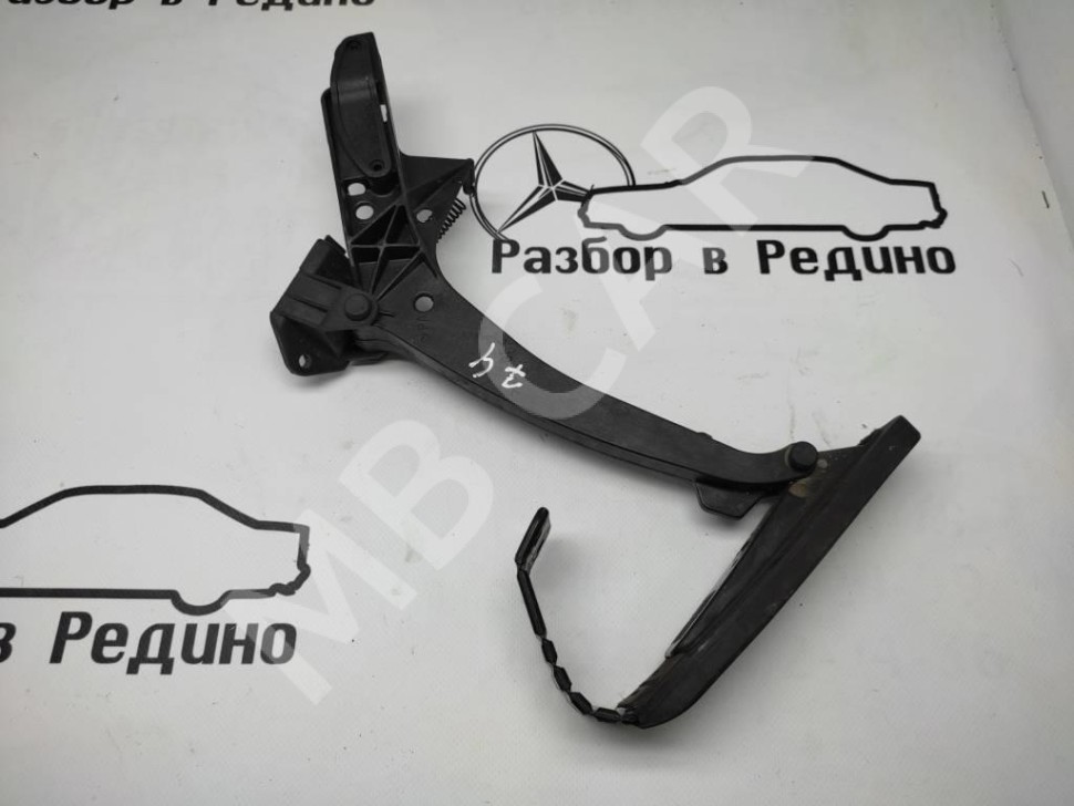 Педаль газа MERCEDES-BENZ E-класс W210/S210 (1995 - 1999) фото 1 — Разборка Мерседес