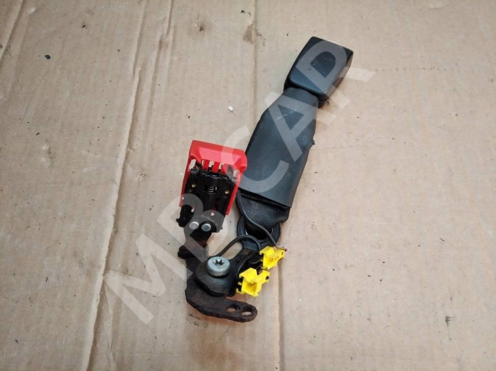 Замок ремня безопасности MERCEDES-BENZ C-класс W204/S204 (2006 - 2011) фото 1 — Разборка Мерседес