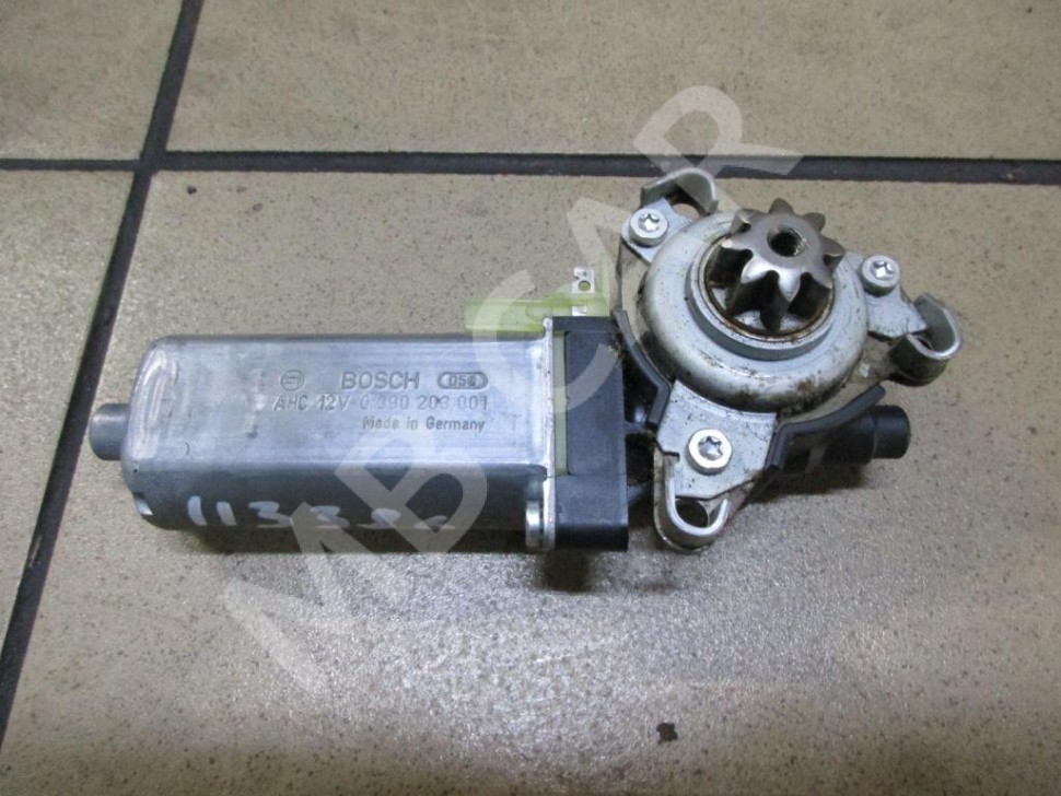 Моторчик регулировки сидений MERCEDES-BENZ E-класс W211/S211 (2002 - 2006) фото 1 — Разборка Мерседес