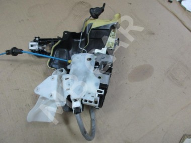 Замок двери передней правой MERCEDES-BENZ E-класс W212/S212/C207/A207 рестайлинг (2013 - 2016) — Разборка Мерседес