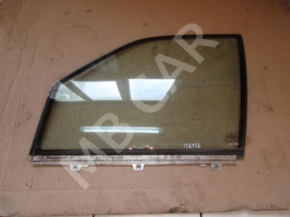 Стекло переднее левое MERCEDES-BENZ S-класс W140 (1991 - 1998) фото 1 — Разборка Мерседес