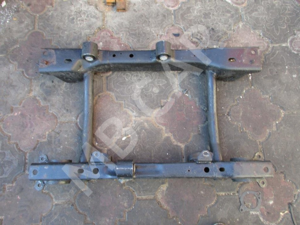 Подрамник передний MERCEDES-BENZ M-класс W163 (1997 - 2001) фото 1 &mdash; Разборка Мерседес