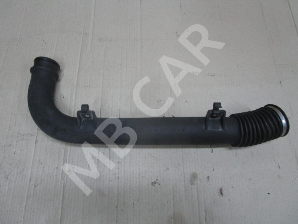 Патрубок воздушный MERCEDES-BENZ Vito W638 (1996 - 2003) фото 1 — Разборка Мерседес