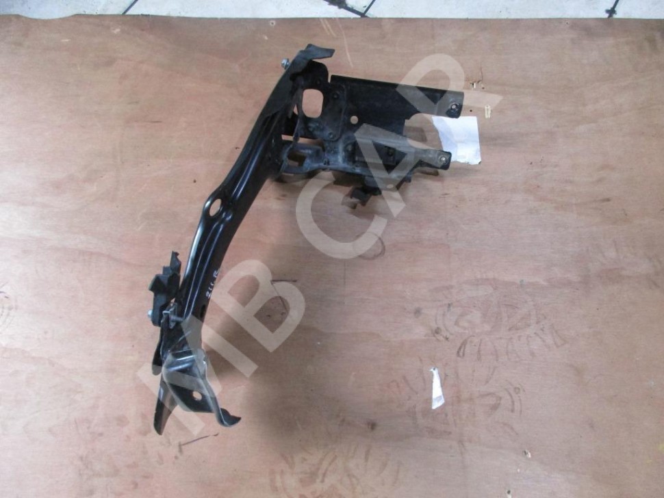 Рамка крепления фары MERCEDES-BENZ E-класс W211/S211 (2002 - 2006) фото 1 — Разборка Мерседес