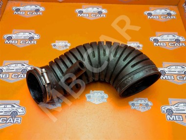 Патрубок воздушный MERCEDES-BENZ E-класс W210/S210 (1995 - 1999) — Разборка Мерседес