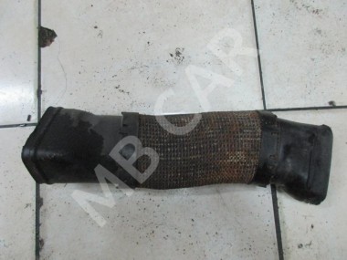 Патрубок воздушный MERCEDES-BENZ E-класс W211/S211 (2002 - 2006) — Разборка Мерседес