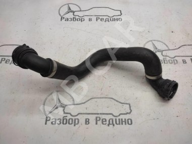 Патрубок радиатора MERCEDES-BENZ C-класс W205/S205/C205/A205 (2014 - 2018) — Разборка Мерседес