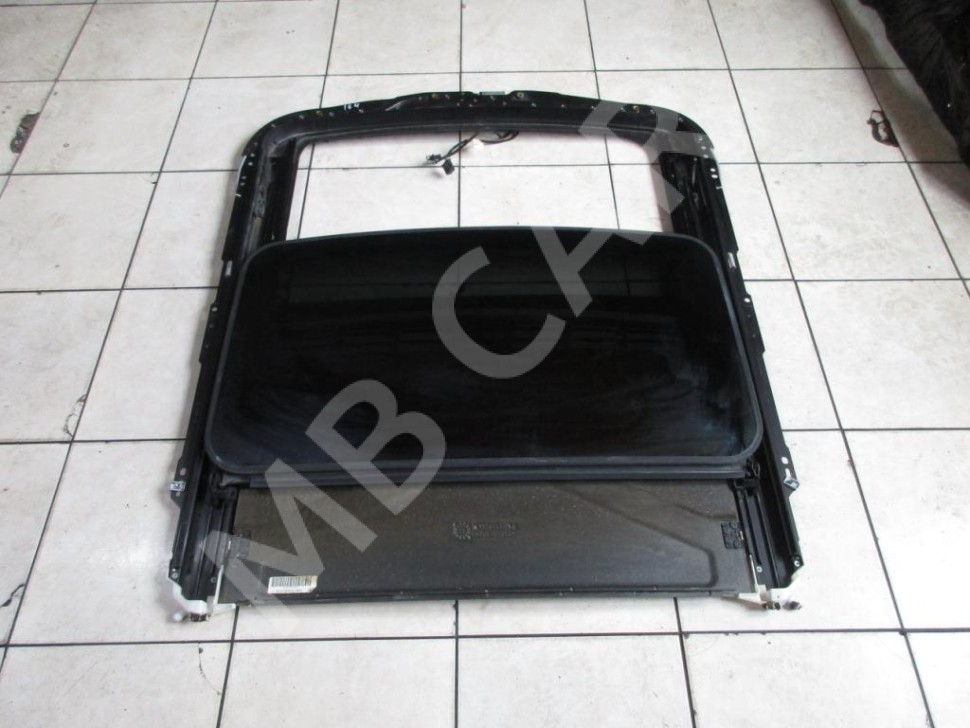 Люк сдвижной MERCEDES-BENZ M-класс W164 (2005 - 2008) фото 1 — Разборка Мерседес