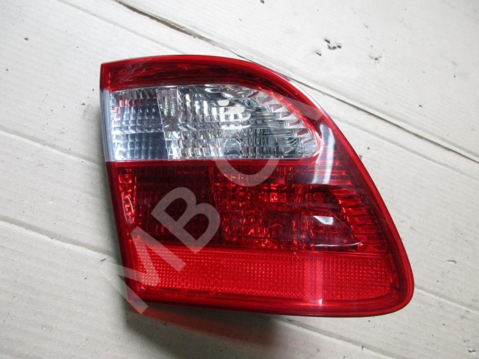 Фонарь крышки багажника MERCEDES-BENZ E-класс W211/S211 (2002 - 2006) фото 1 — Разборка Мерседес