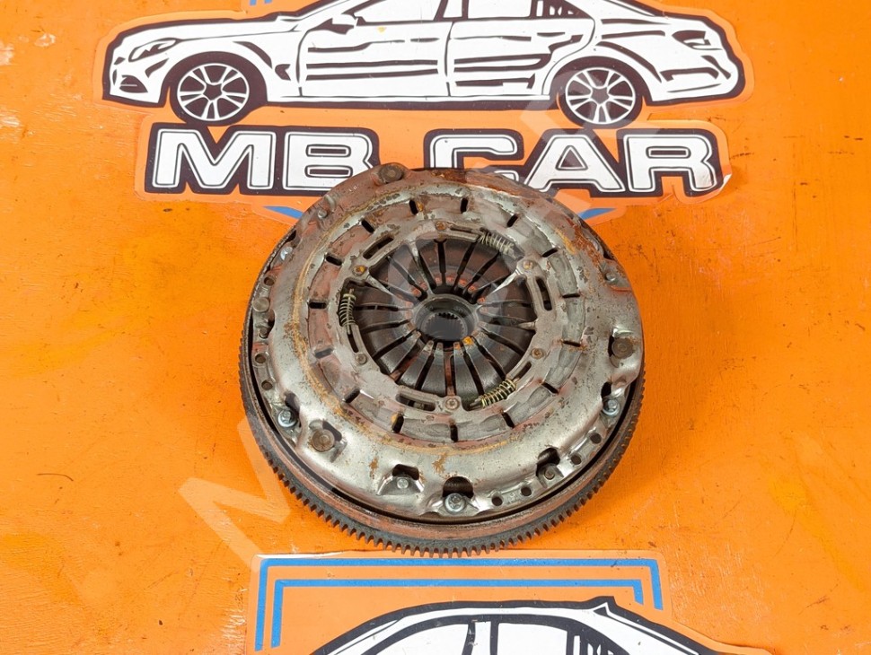 Маховик МКПП MERCEDES-BENZ Sprinter W901-905 (1995 - 2006) фото 1 &mdash; Разборка Мерседес