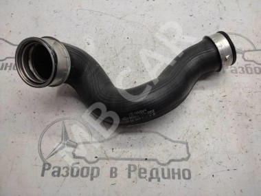 Патрубок интеркулера MERCEDES-BENZ C-класс W203/S203/CL203 (2000 - 2004) — Разборка Мерседес