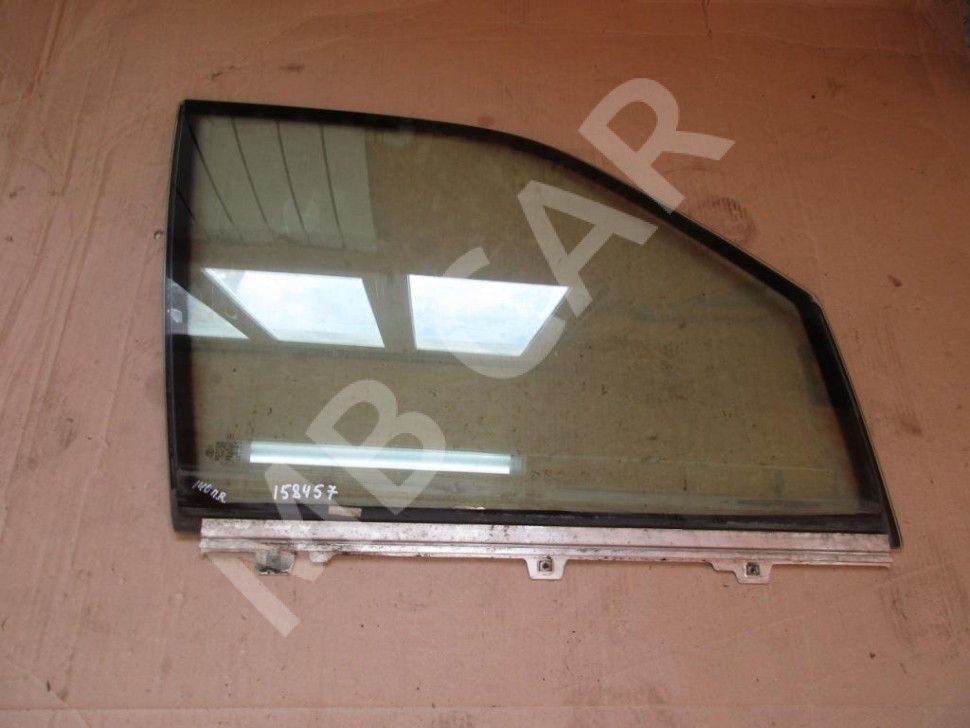 Стекло переднее правое MERCEDES-BENZ S-класс W140 (1991 - 1998) фото 1 — Разборка Мерседес