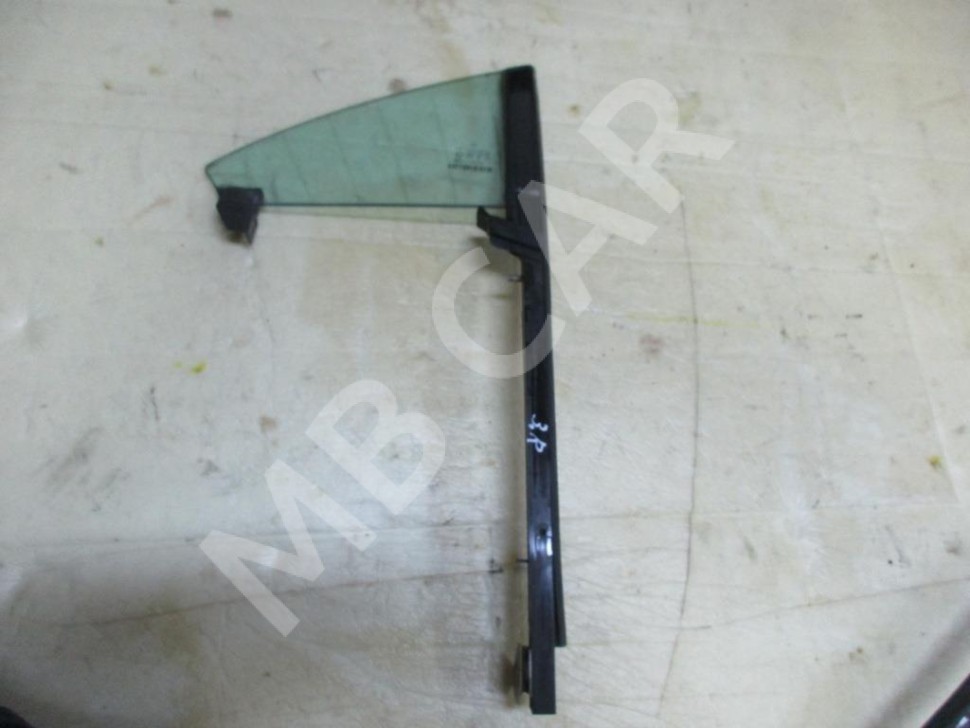 Стекло заднее правое MERCEDES-BENZ CLS-класс C219 (2004 - 2008) фото 1 &mdash; Разборка Мерседес