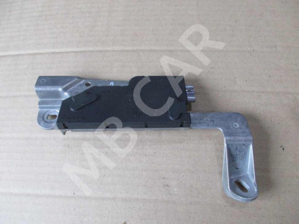 Усилитель антенны MERCEDES-BENZ E-класс W211/S211 рестайлинг (2006 - 2009) фото 1 — Разборка Мерседес