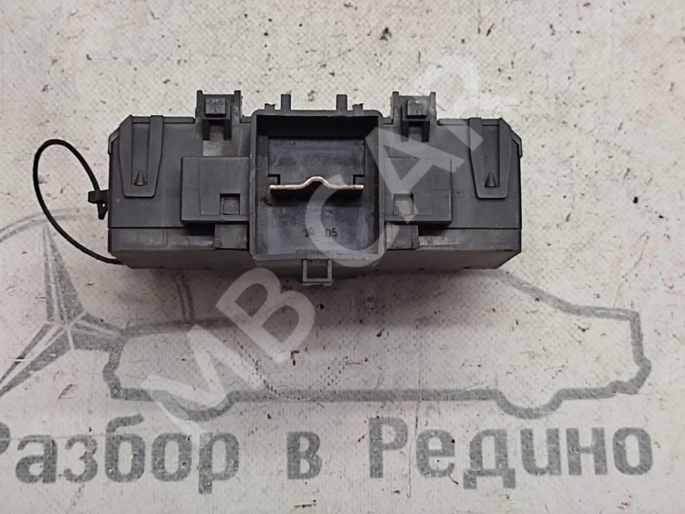 Блок предохранителей MERCEDES-BENZ C-класс W203/S203/CL203 рестайлинг (2004 - 2008) фото 1 — Разборка Мерседес