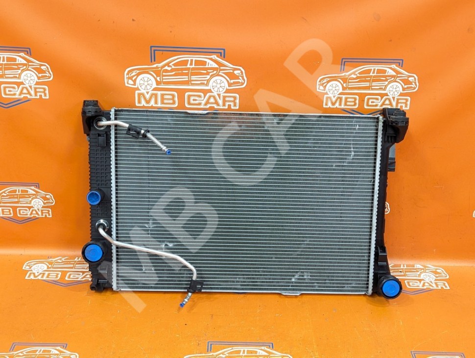 Радиатор MERCEDES-BENZ C-класс W204/S204 (2006 - 2011) фото 1 — Разборка Мерседес