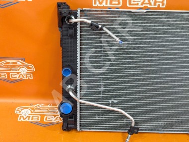 Радиатор MERCEDES-BENZ C-класс W204/S204 (2006 - 2011) — Разборка Мерседес