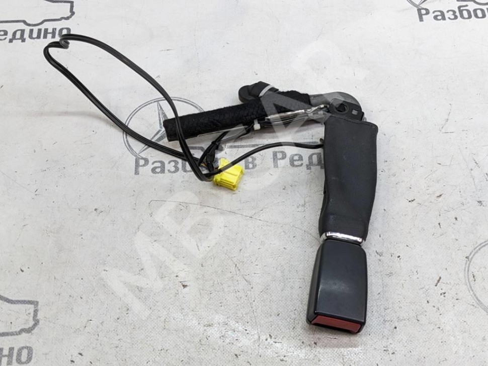 Замок ремня безопасности MERCEDES-BENZ S-класс W220 рестайлинг (2002 - 2005) фото 1 — Разборка Мерседес