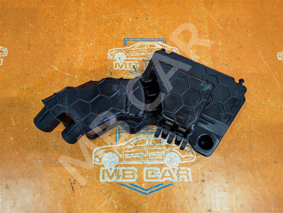 Резонатор воздушного фильтра MERCEDES-BENZ GLE-класс V167 (2018 - 2024) фото 1 &mdash; Разборка Мерседес