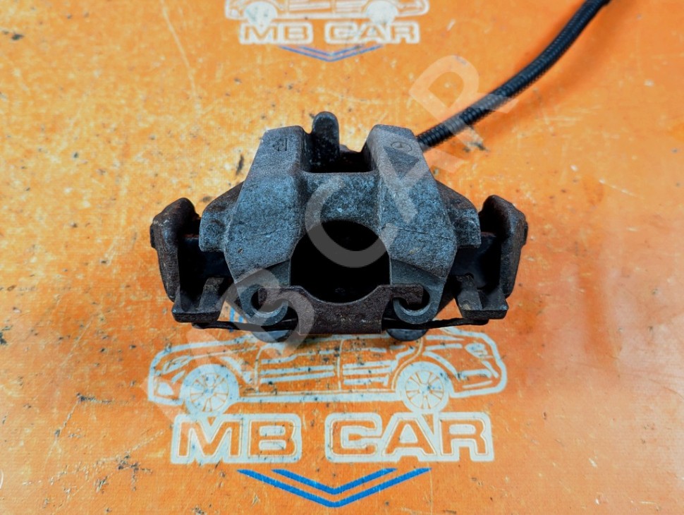 Суппорт задний левый MERCEDES-BENZ S-класс W220 (1998 - 2005) фото 1 — Разборка Мерседес